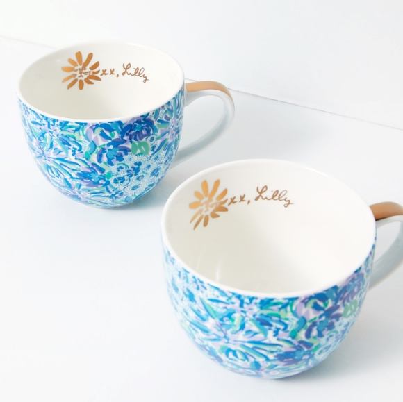 Lilly Pulitzer Ceramic Coffee/Tea Mugs Set of 2 Blue/Gold 12 oz. NIB - Picture 2 of 8